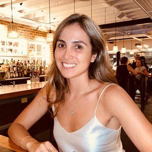 Meet your Posher, Ana